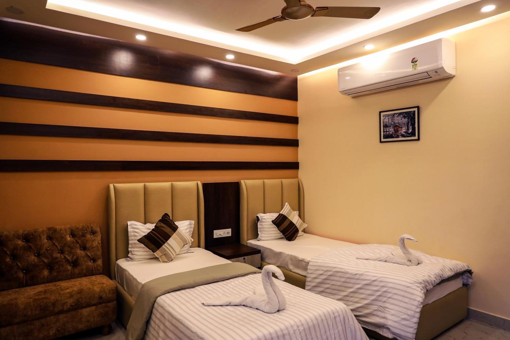 Banabithi Resort Bhangar Ngoại thất bức ảnh